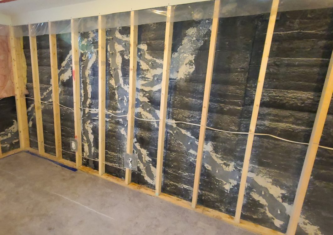 Horizontal Cracks​